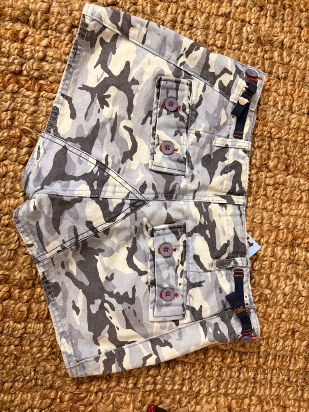Camo Button-Front Mini Skirt in Gray & White
